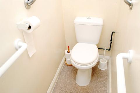 38 Clyde Crescent, Upminster, RM14 1SU