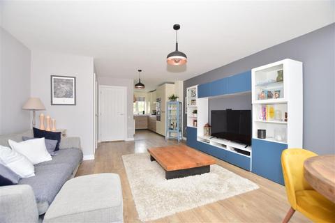 12 Adams Close, Broadbridge Heath, Horsham, RH12 3UT