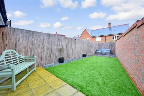 12 Adams Close, Broadbridge Heath, Horsham, RH12 3UT