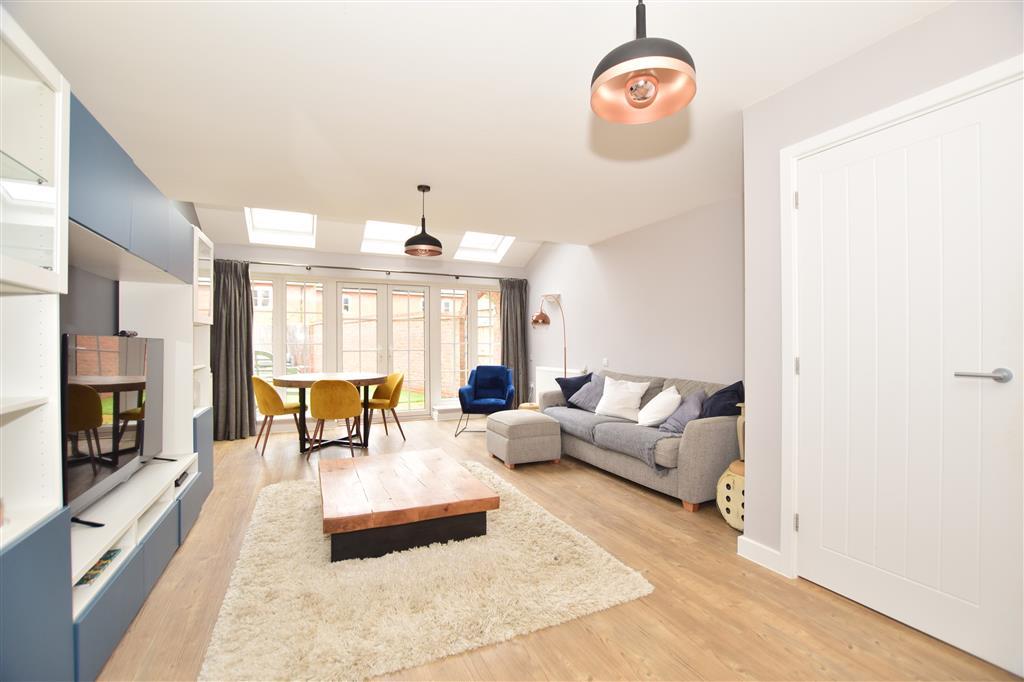 Kitchen/Living Room