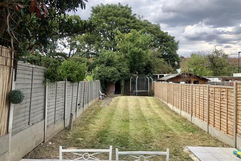 96 Albany Road, Enfield, EN3 5UE