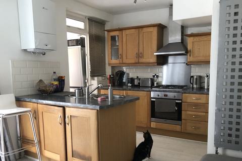 96 Albany Road, Enfield, EN3 5UE
