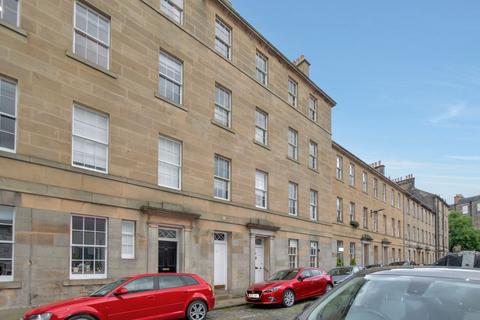 2f1, 17 Cheyne Street, Stockbridge, Edinburgh, EH4 1JA