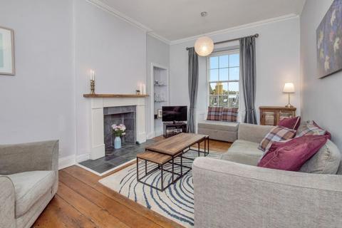 2f1, 17 Cheyne Street, Stockbridge, Edinburgh, EH4 1JA