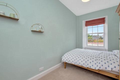 2f1, 17 Cheyne Street, Stockbridge, Edinburgh, EH4 1JA