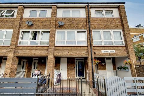 4 Laundry Road, London, W6 8PZ