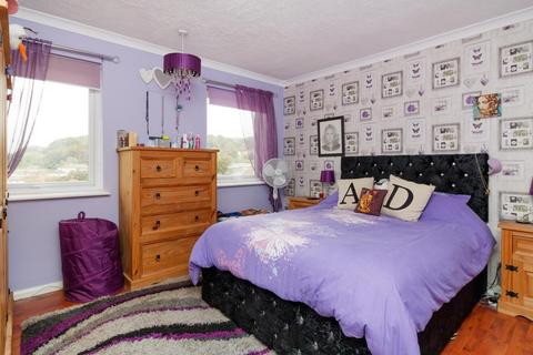 7 Milton Close, Dover, CT16 2BG