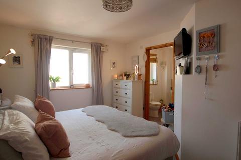 1, Florence Court Florence Hill, Callington, PL17 8DZ