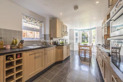 16 Adys Road, London, SE15 4DZ
