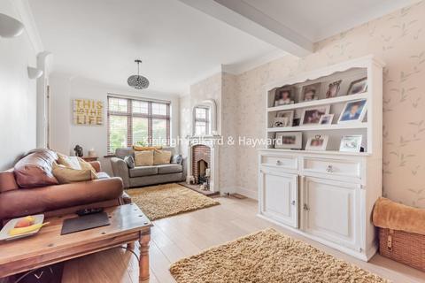 7 Walden Avenue, Chislehurst, BR7 6EJ