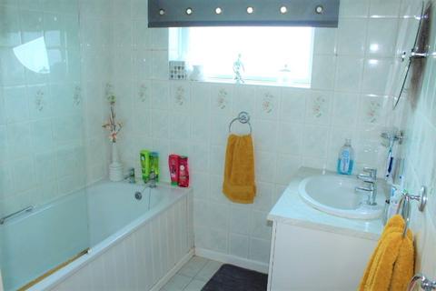 185 Conisborough Crescent, London, SE6 2SF