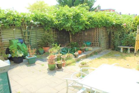 185 Conisborough Crescent, London, SE6 2SF