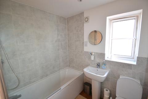 undefined, Horley RH6