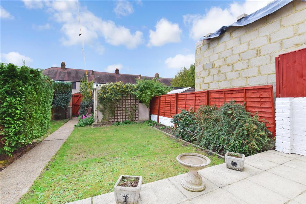 The Chase, Wallington, Surrey 3 bed terraced house £450,000