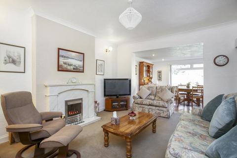 3 Abercorn Grove, Edinburgh, EH8 7HS