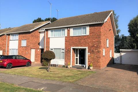 58 Foxleys, Carpenders Park, Watford, WD19 5DE
