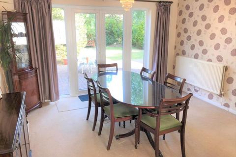 58 Foxleys, Carpenders Park, Watford, WD19 5DE
