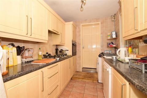 25 Albert Road, Chatham, ME4 5PY