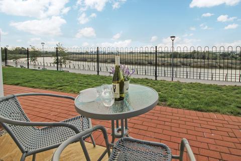 Flat 1, Murston House, 19 Farleigh Gardens, Wouldham, Rochester, ME1 3FW