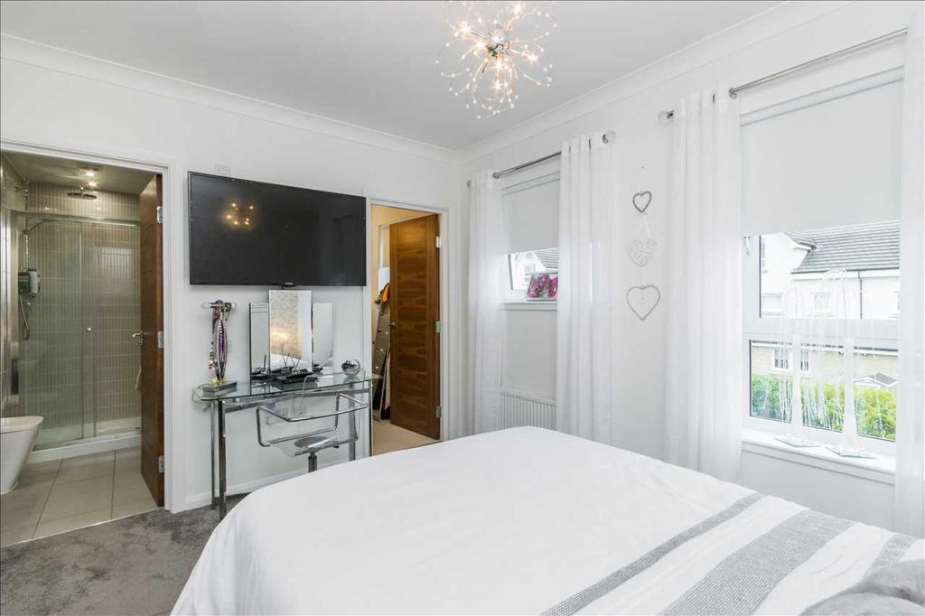 Bedroom One (2)