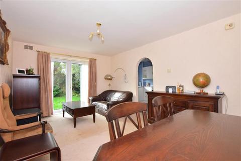 20 Weald Hall Lane, Thornwood, Epping, CM16 6NB