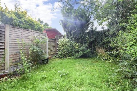 20 Weald Hall Lane, Thornwood, Epping, CM16 6NB