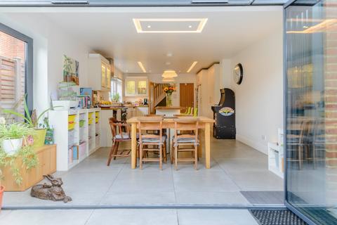 3 Course Road, Ascot, SL5 7HQ