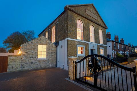 undefined, St Johns Place, Canterbury, Kent