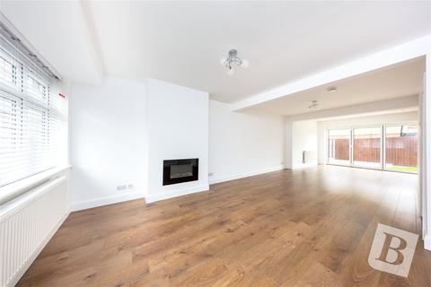10 Royston Road, Romford, RM3 0SR