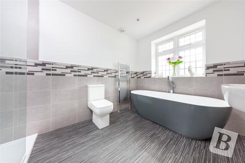 10 Royston Road, Romford, RM3 0SR