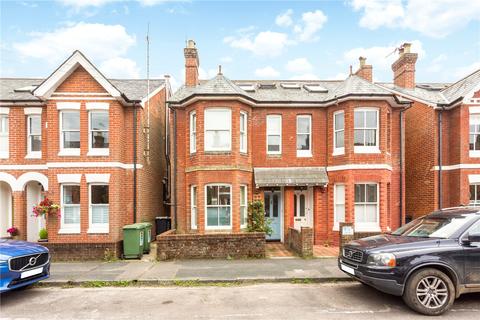 32 Monks Road, Hyde, Winchester, SO23 7EQ