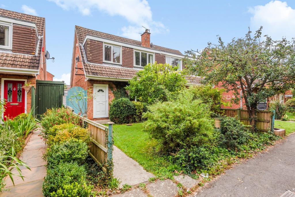 Wymans Brook, Cheltenham, GL50 3 bed semidetached house £230,000