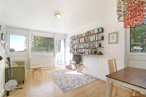36 Windley Close, London, SE23 3YQ