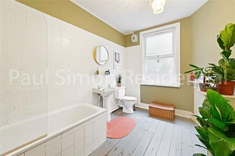 22 Thorpe Road, London, N15 6NR