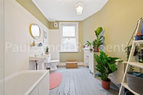 22 Thorpe Road, London, N15 6NR
