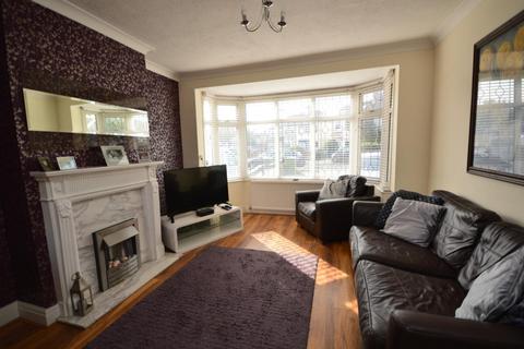 77 Gorseway, Romford, RM7 0RR