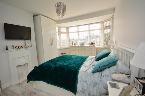 77 Gorseway, Romford, RM7 0RR