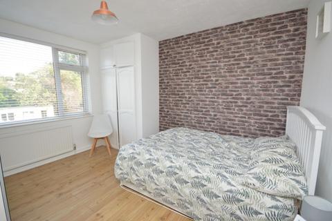 77 Gorseway, Romford, RM7 0RR
