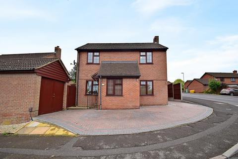 2 Ashbarn Crescent, Winchester, SO22 4LW
