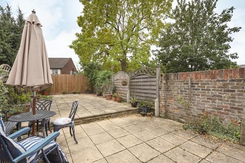 24 Johnson Road, Bromley, BR2 9SN
