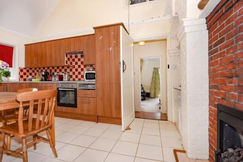 Ronans Lodge Forest Road, Winkfield Row, Bracknell, RG42 7QB