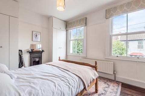 20 Croft Road, London, SW19 2NF