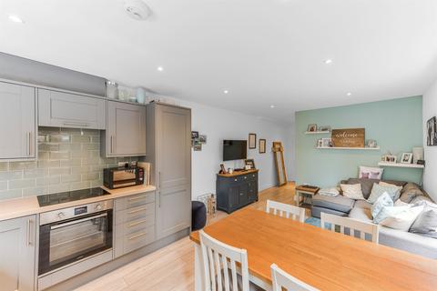 24 Charlmont Road, London, SW17 9AJ