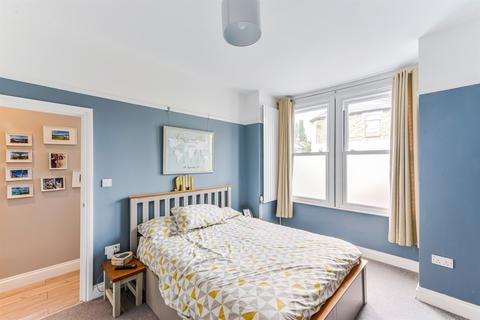 24 Charlmont Road, London, SW17 9AJ