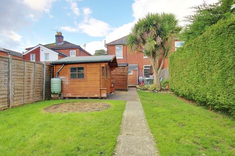 36 Brook Road, Southampton, SO18 6BA