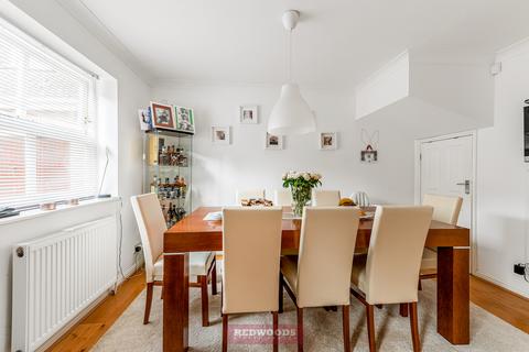 29 Burfield Road, Old Windsor, Windsor, SL4 2RB