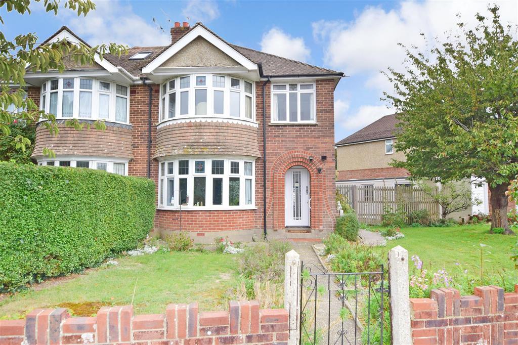Whyke Road, Chichester, West Sussex 3 bed semidetached house £385,000