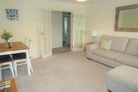 4 Sycamore Close, Carshalton, SM5 2PS