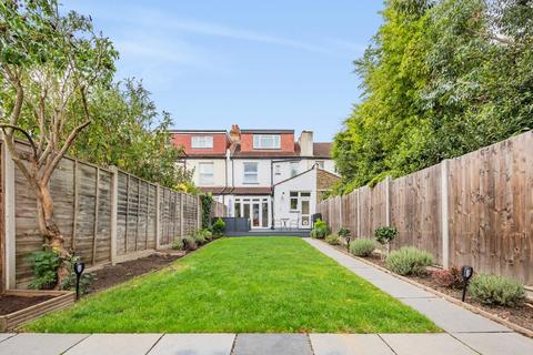 64 Cromwell Road, Beckenham, BR3 4LN