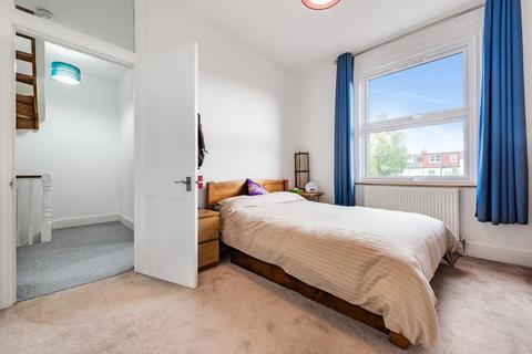 64 Cromwell Road, Beckenham, BR3 4LN